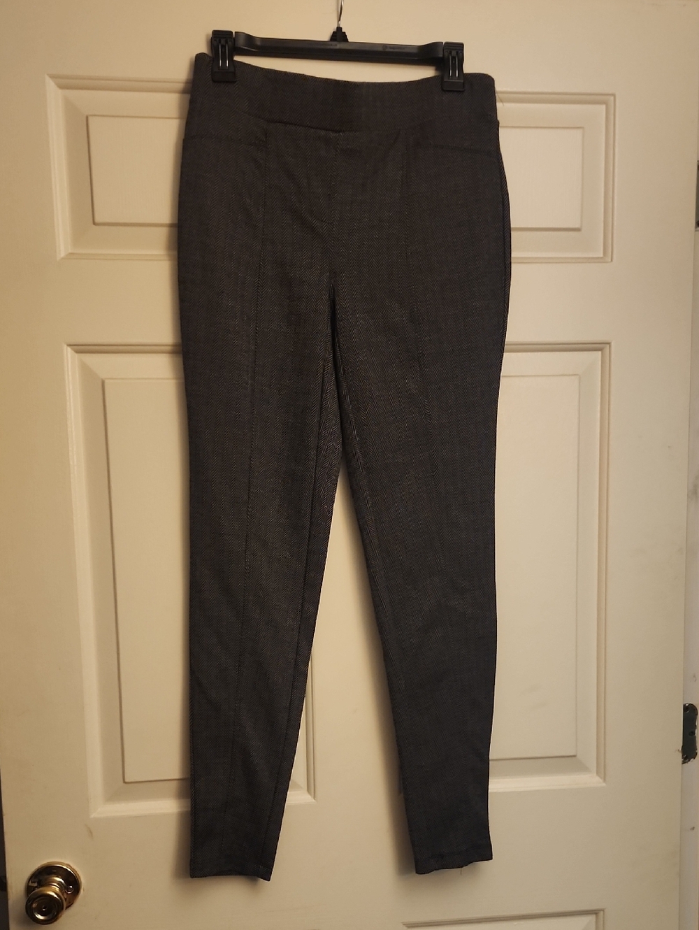 intro. Charcoal Gray Ponte Skinny Dress Pants